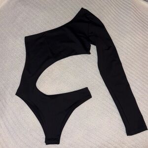 EDIKTED | Black cut-out bodysuit